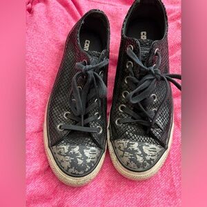 Snake skin converse